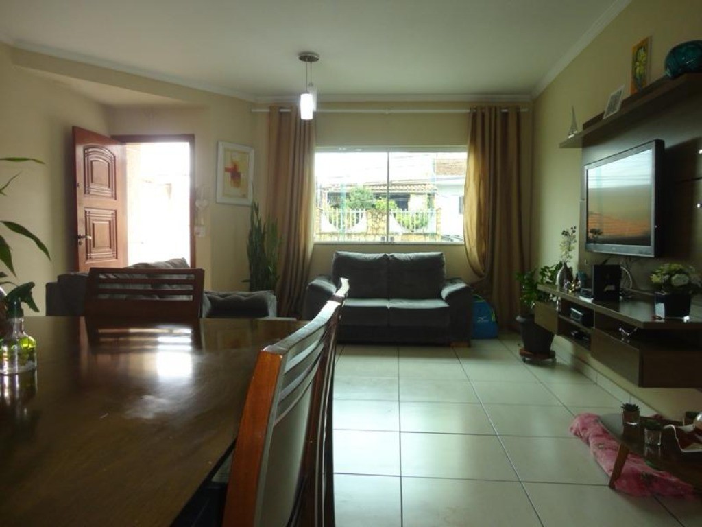 Casa, 3 quartos, 236 m² - Foto 2