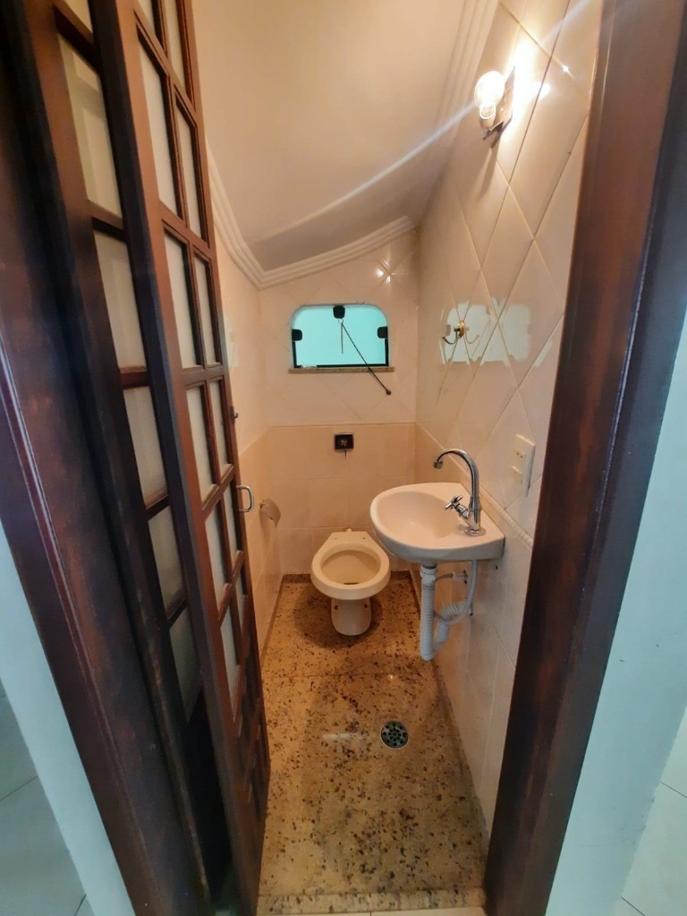 Casa, 3 quartos, 220 m² - Foto 13