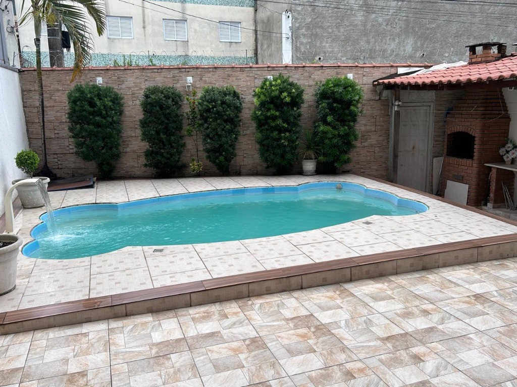 Casa, 3 quartos, 225 m² - Foto 1