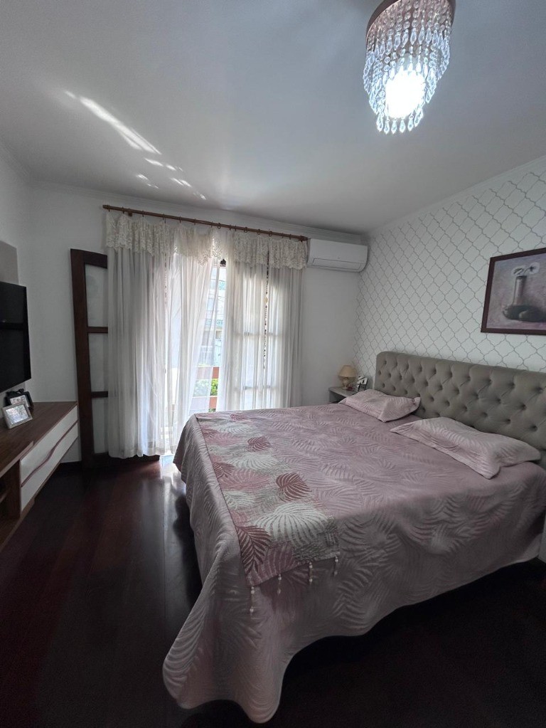 Casa, 3 quartos, 225 m² - Foto 14