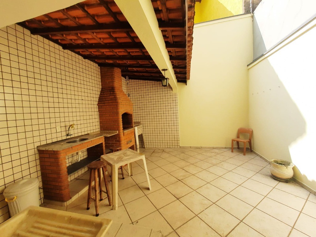 Casa, 3 quartos, 220 m² - Foto 37