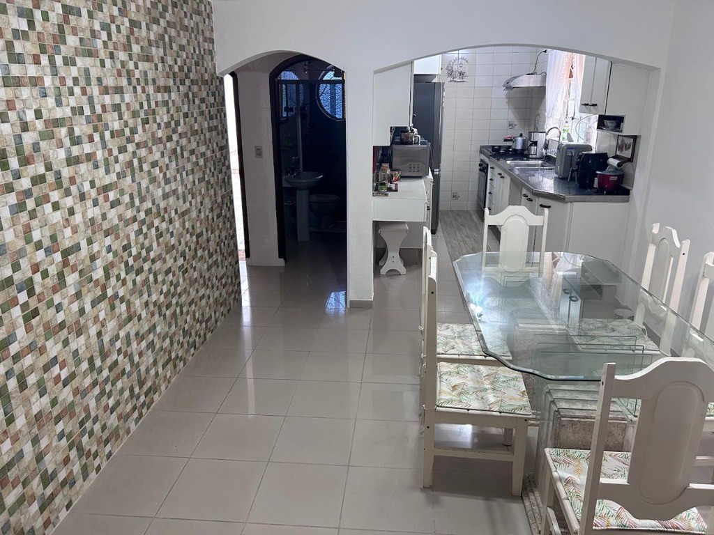 Casa, 3 quartos, 225 m² - Foto 29