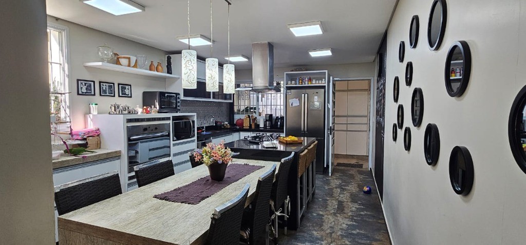 Casa, 4 quartos, 310 m² - Foto 26