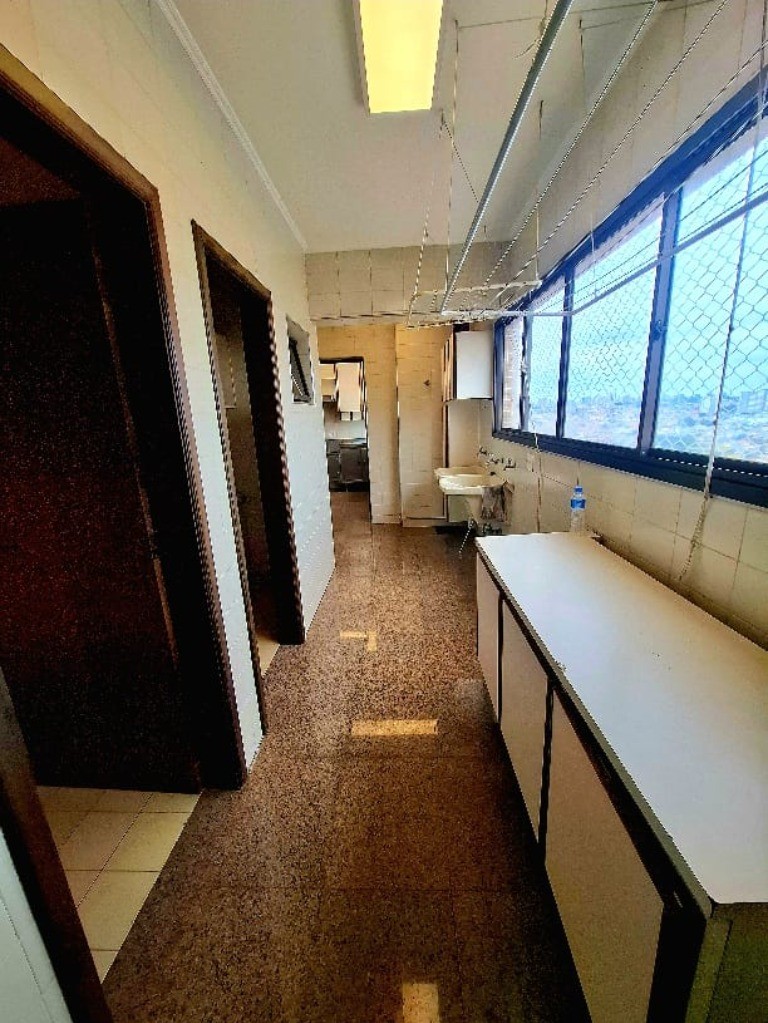 Apartamento, 4 quartos, 196 m² - Foto 21