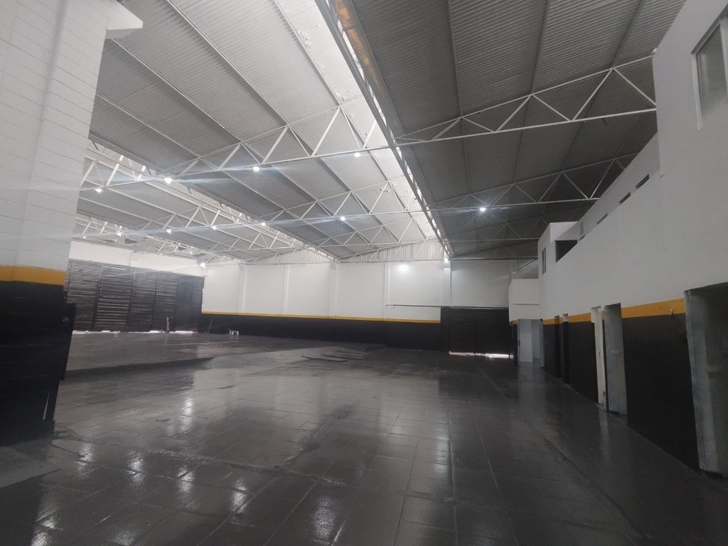 Depósito-Galpão, 1078 m² - Foto 1
