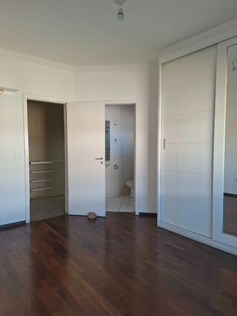 Casa, 3 quartos, 250 m² - Foto 26