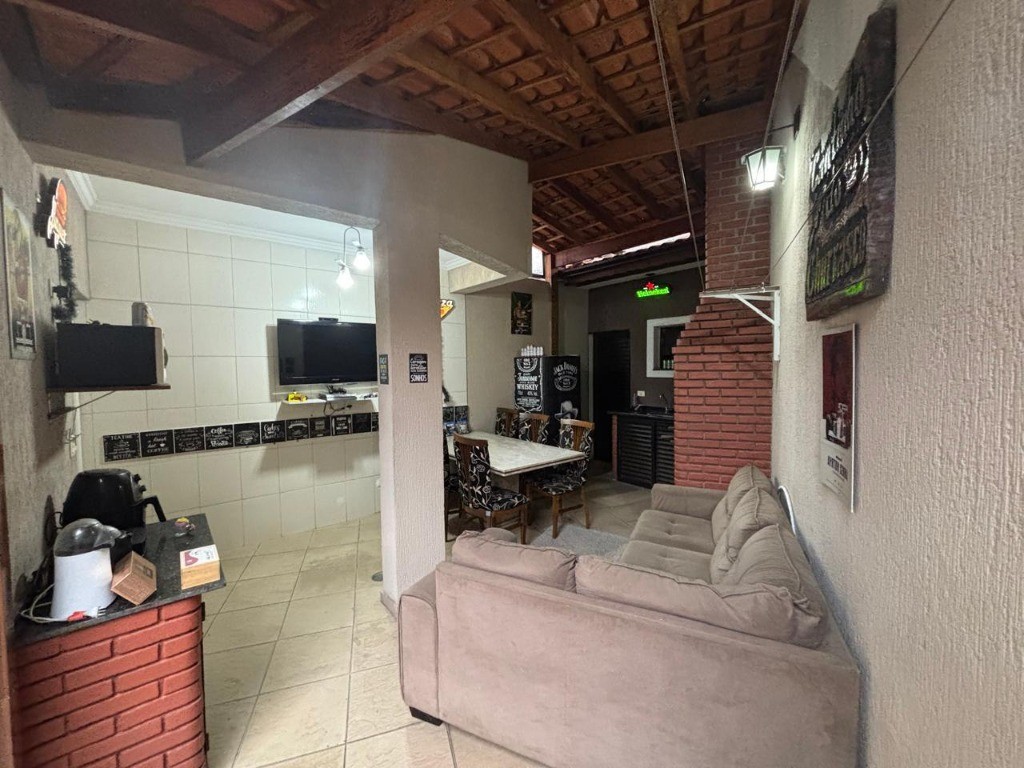 Casa, 3 quartos, 200 m² - Foto 8