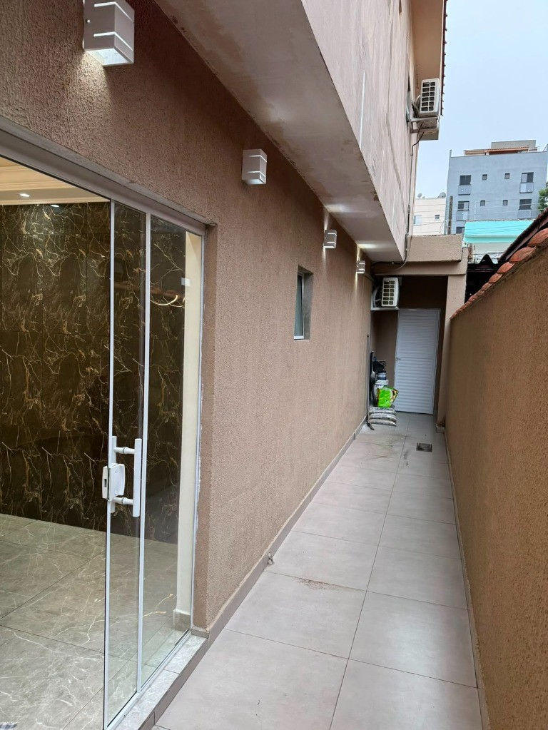 Casa, 3 quartos, 190 m² - Foto 4