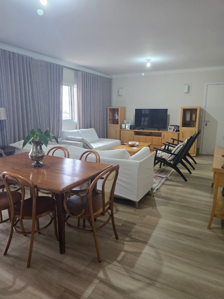 Apartamento, 3 quartos, 136 m² - Foto 1