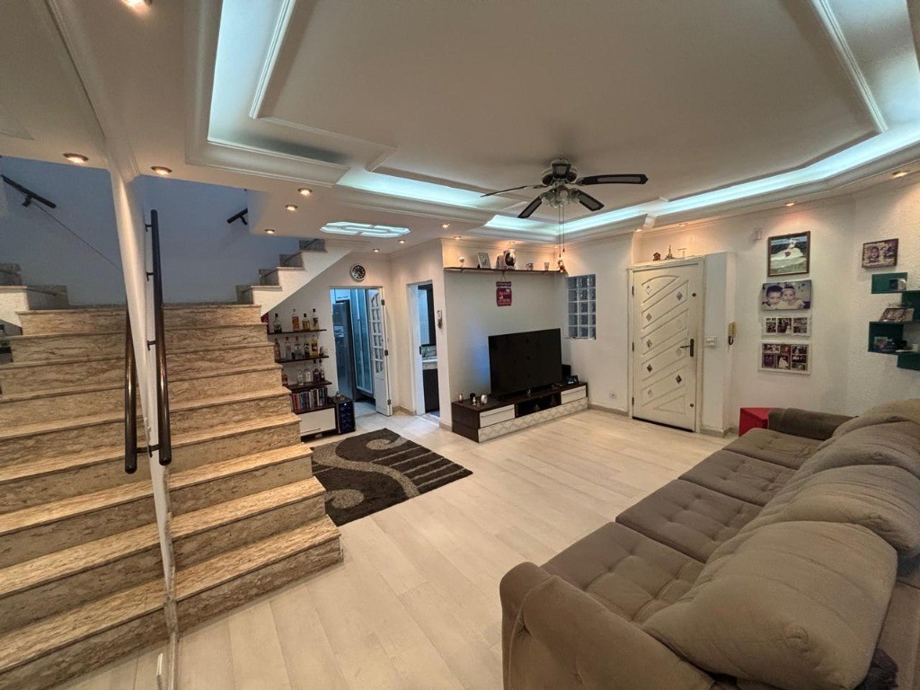 Casa, 3 quartos, 200 m² - Foto 1