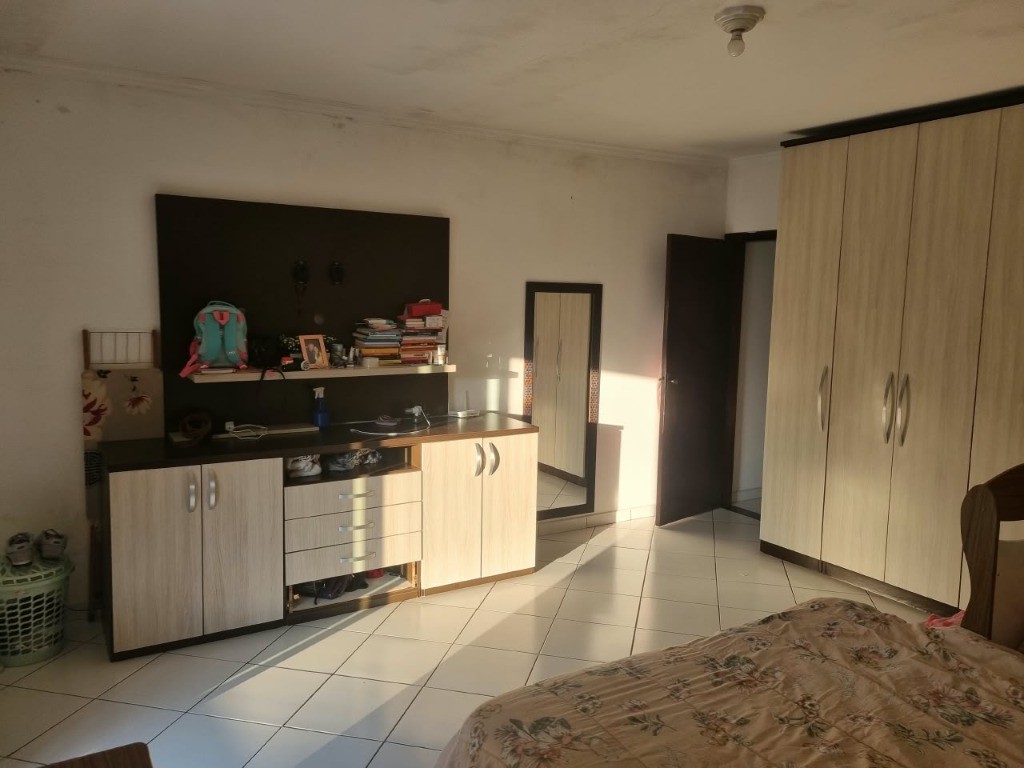 Casa, 4 quartos, 350 m² - Foto 11