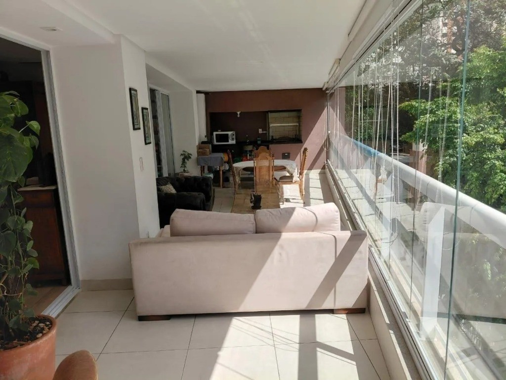 Apartamento, 3 quartos, 172 m² - Foto 1