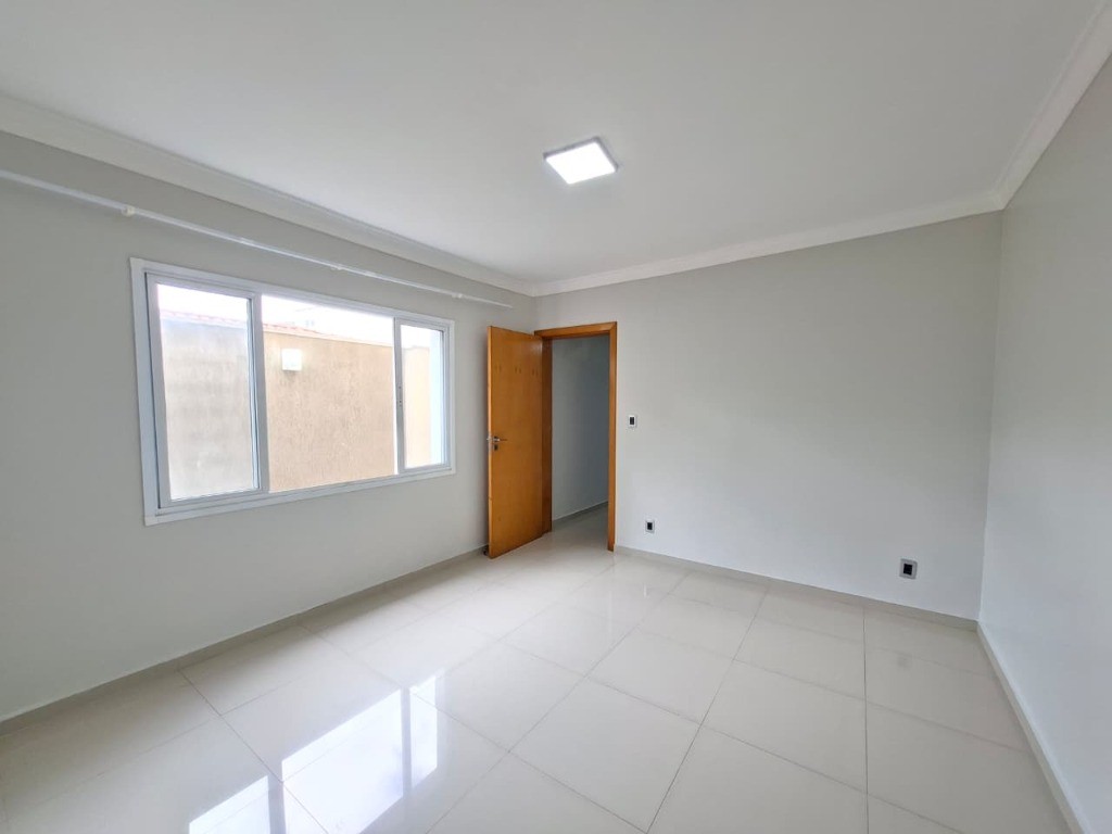 Casa, 3 quartos, 214 m² - Foto 13
