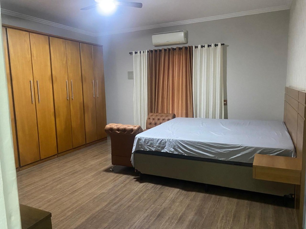 Casa, 3 quartos, 202 m² - Foto 8