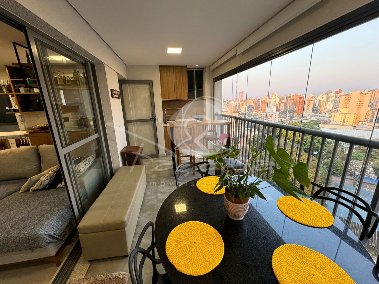 Apartamento à venda e aluguel com 3 quartos, 108m² - Foto 2