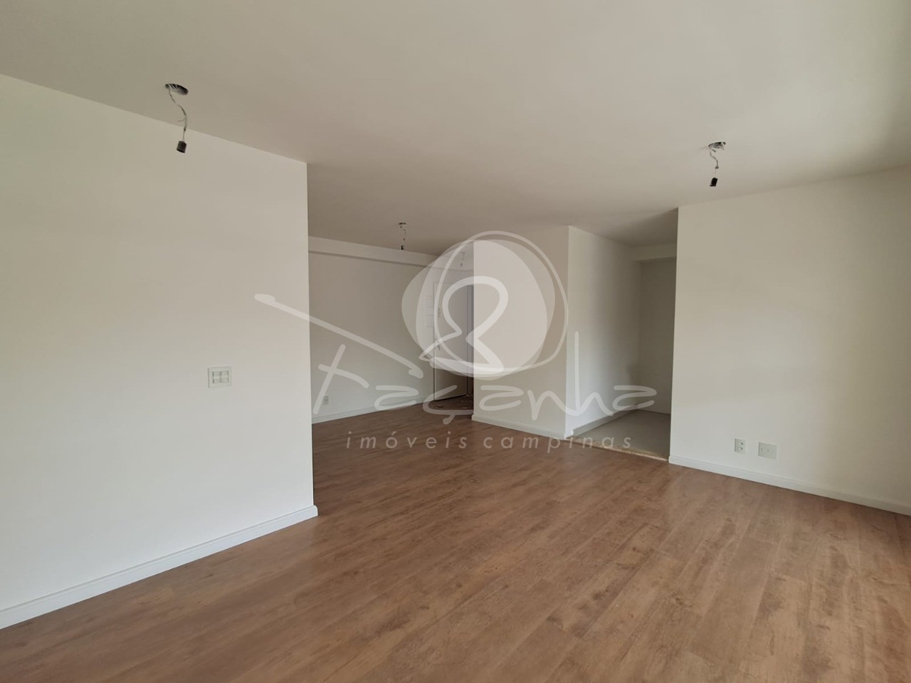 Apartamento à venda com 3 quartos, 122m² - Foto 4