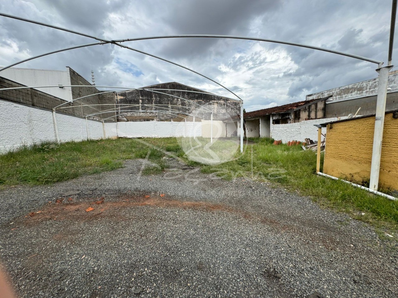 Loteamento e Condomínio - Foto 3