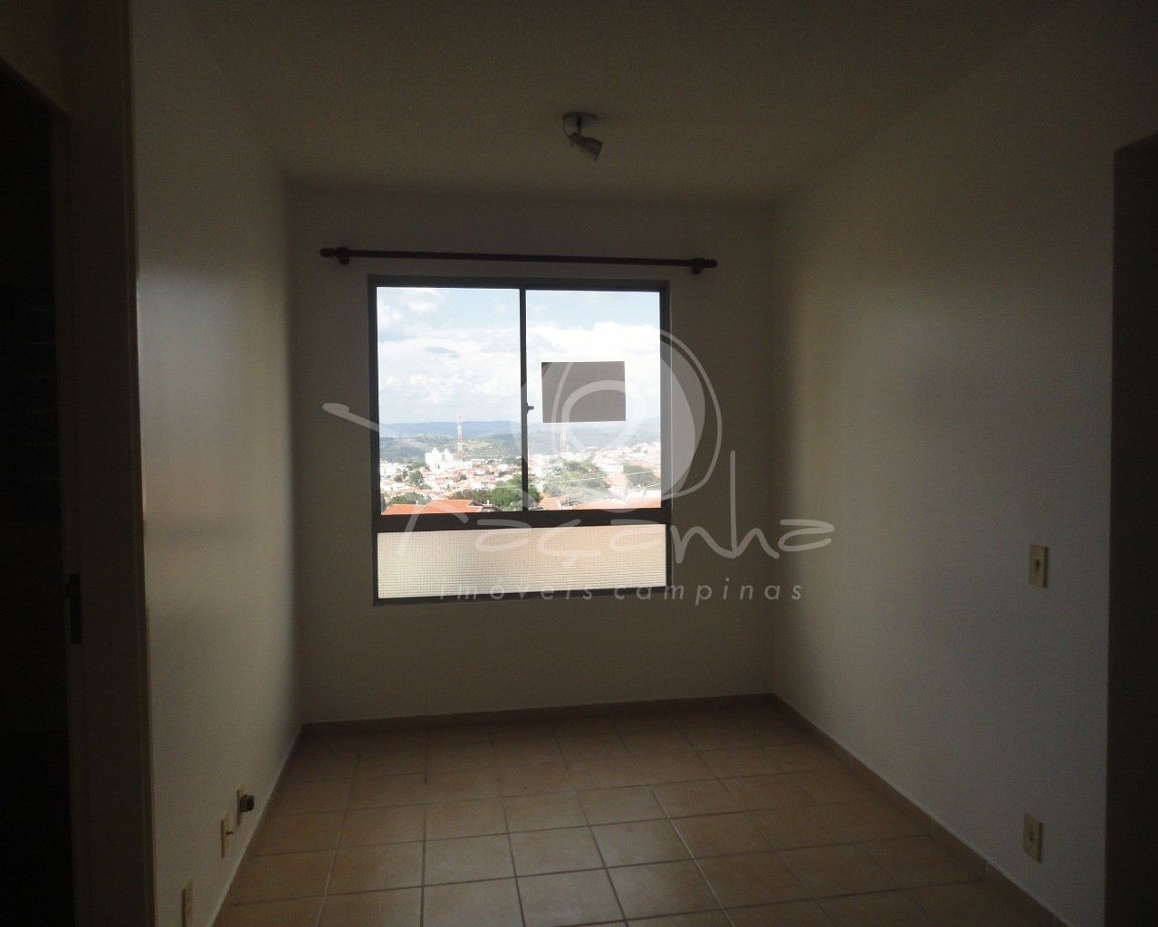 Apartamento à venda com 2 quartos, 62m² - Foto 2