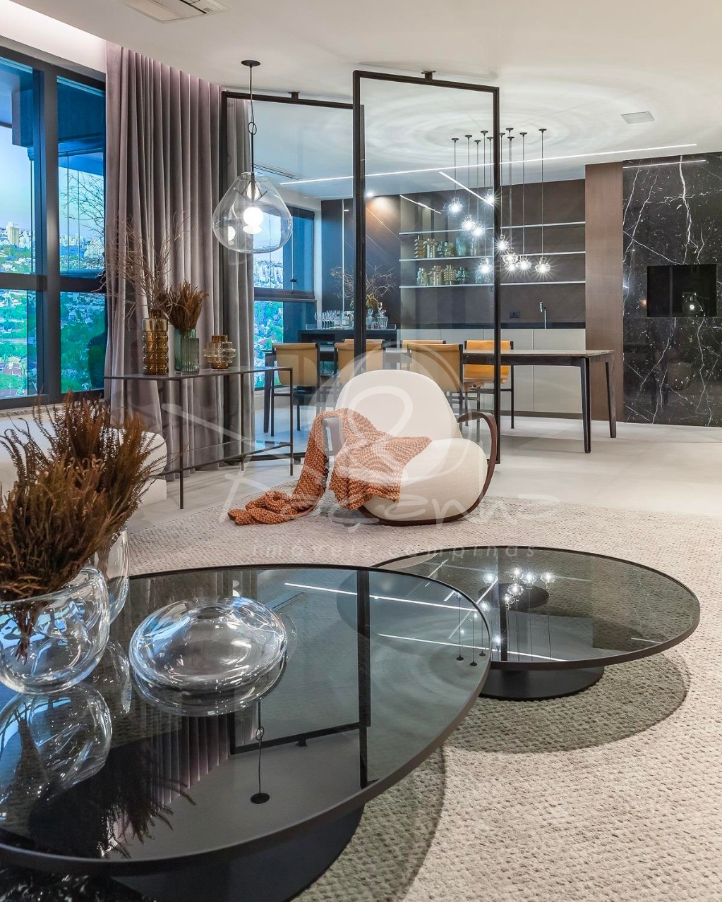 Apartamento, 3 quartos, 188 m² - Foto 2