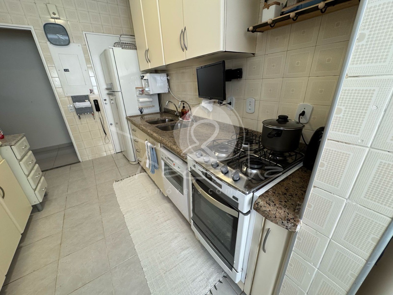 Apartamento à venda com 3 quartos, 96m² - Foto 17
