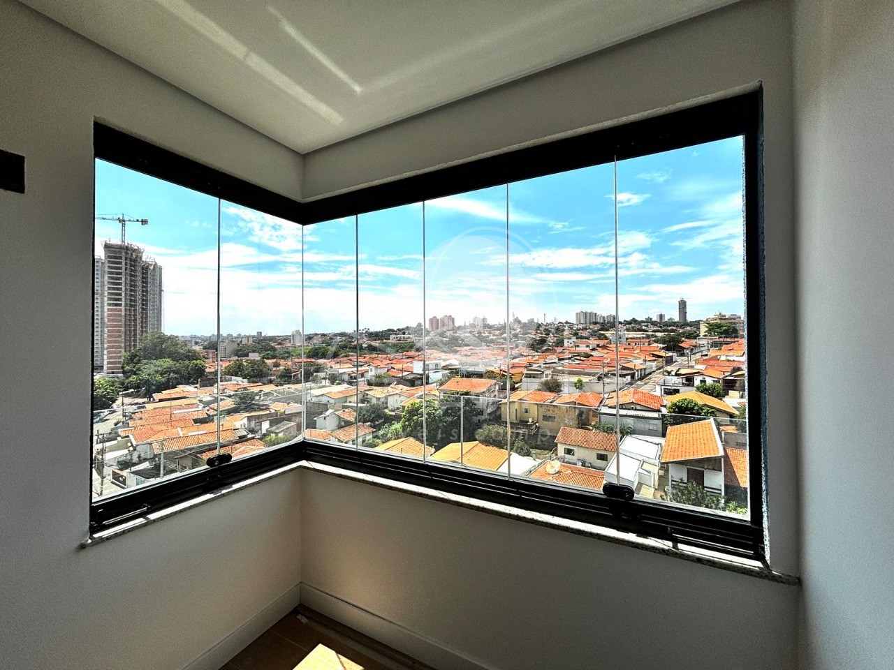 Apartamento à venda com 3 quartos, 105m² - Foto 4