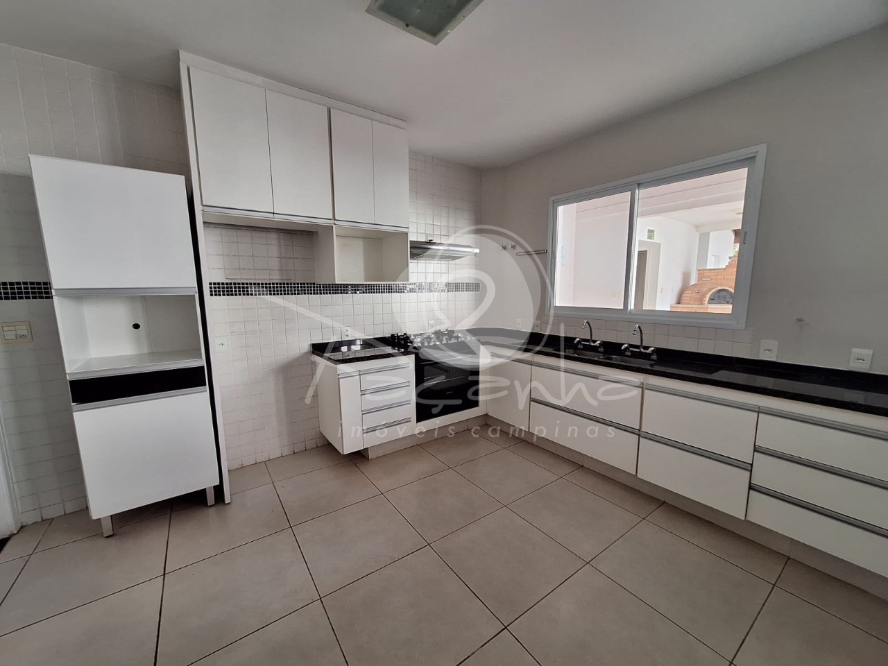 Casa de Condomínio à venda e aluguel com 3 quartos, 250m² - Foto 9