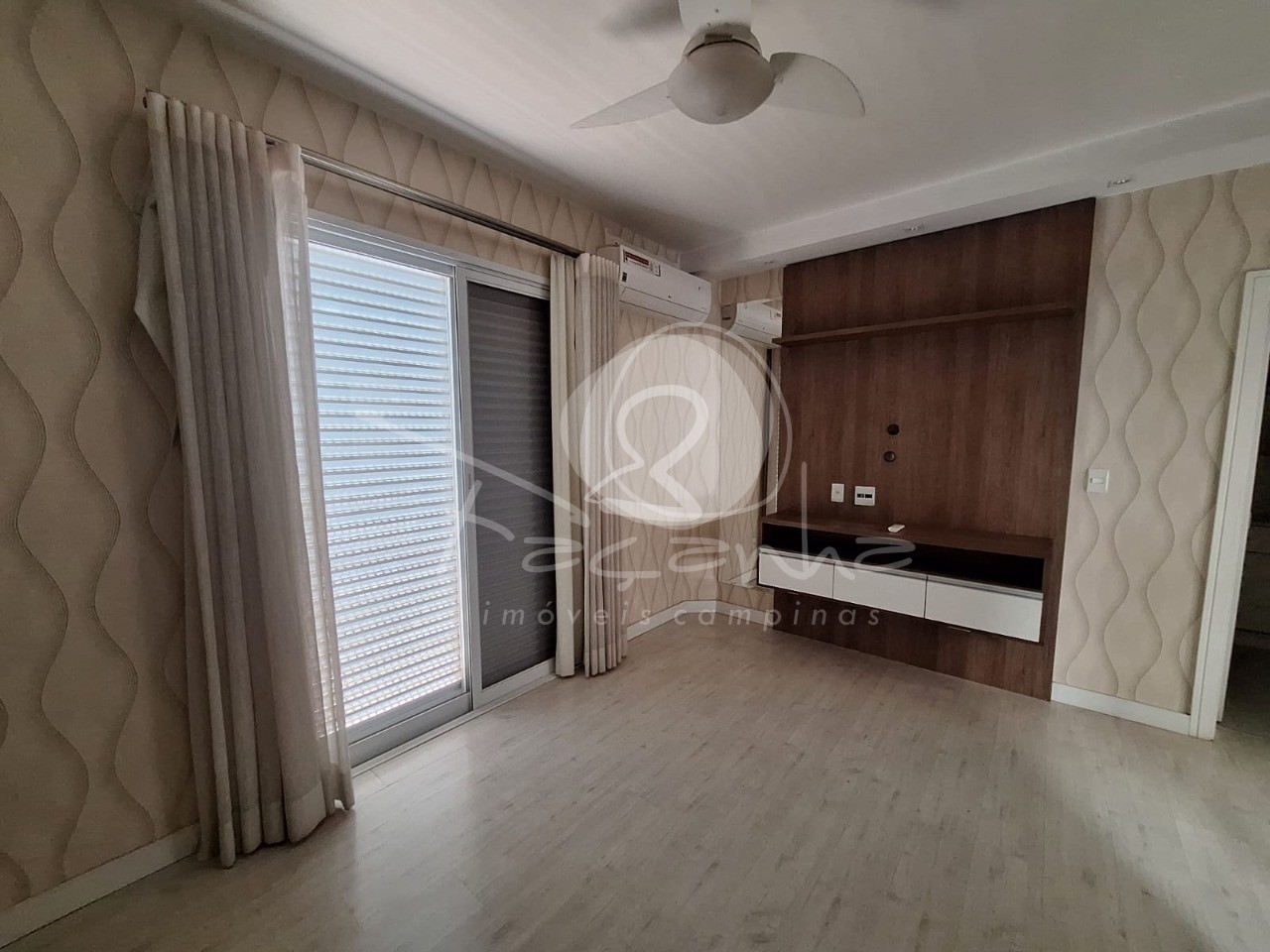 Casa de Condomínio à venda e aluguel com 3 quartos, 250m² - Foto 10