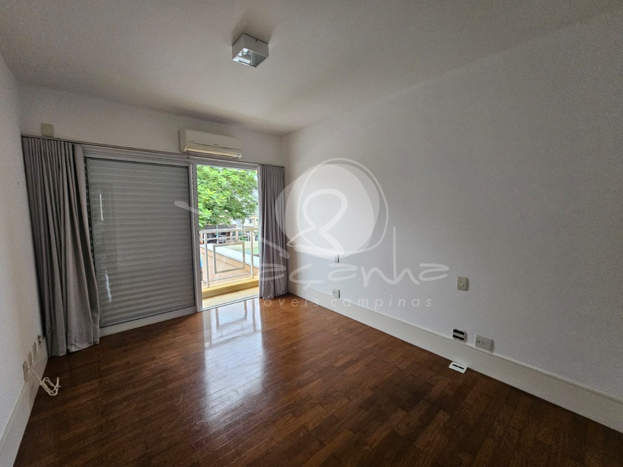 Casa de Condomínio à venda e aluguel com 4 quartos, 336m² - Foto 8