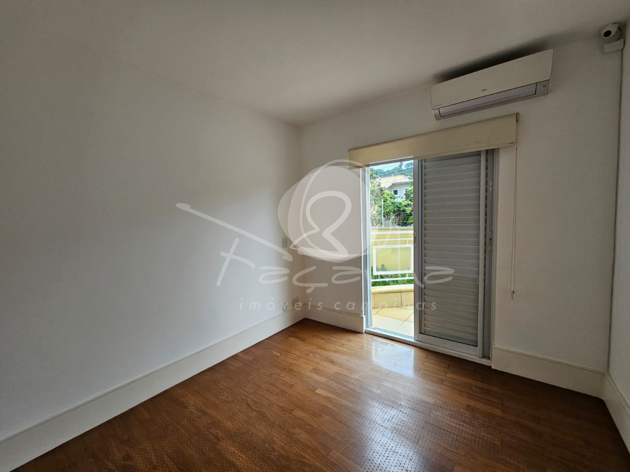 Casa de Condomínio à venda e aluguel com 4 quartos, 336m² - Foto 10