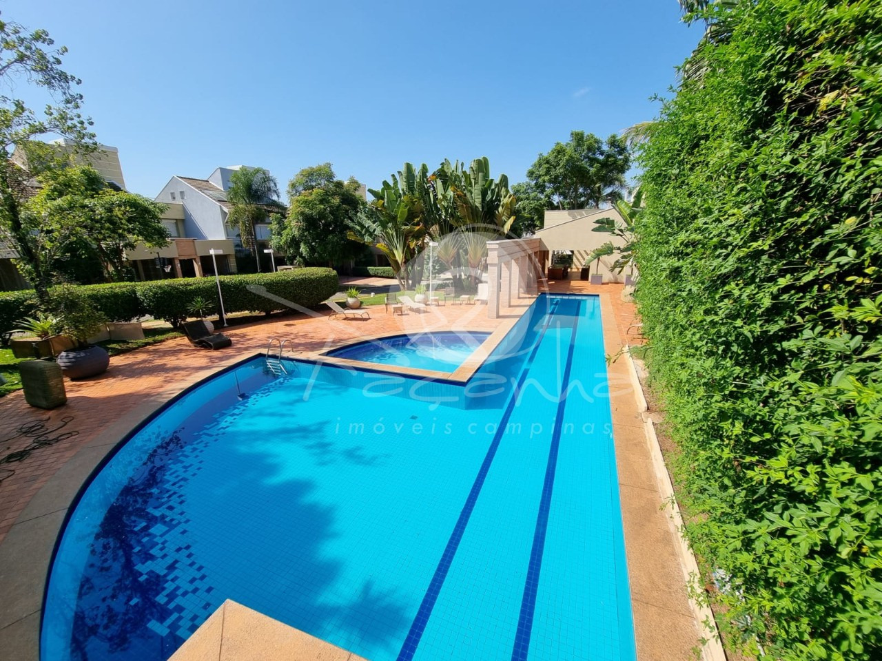 Casa de Condomínio à venda e aluguel com 4 quartos, 336m² - Foto 23