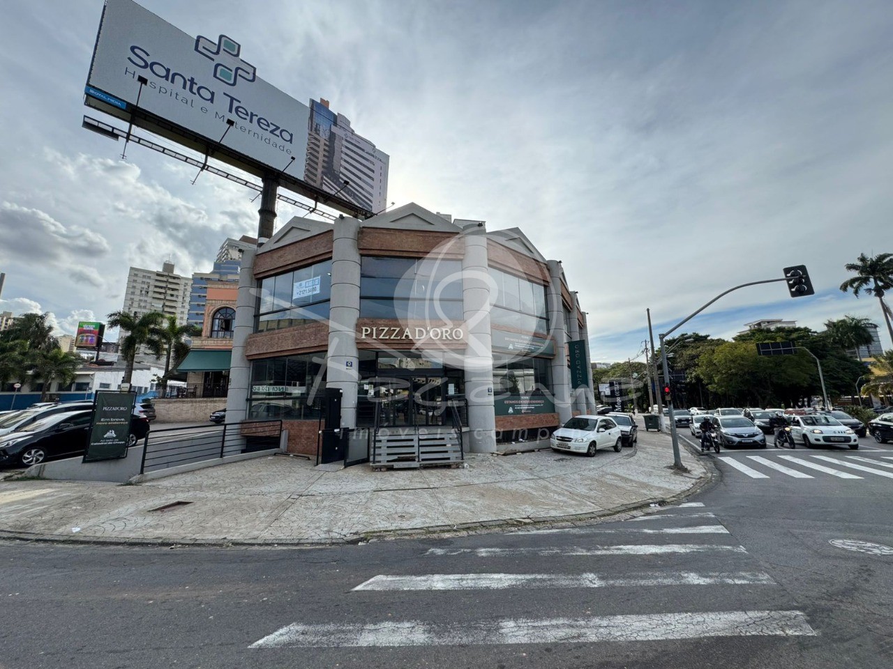 Prédio Inteiro para alugar, 600m² - Foto 1