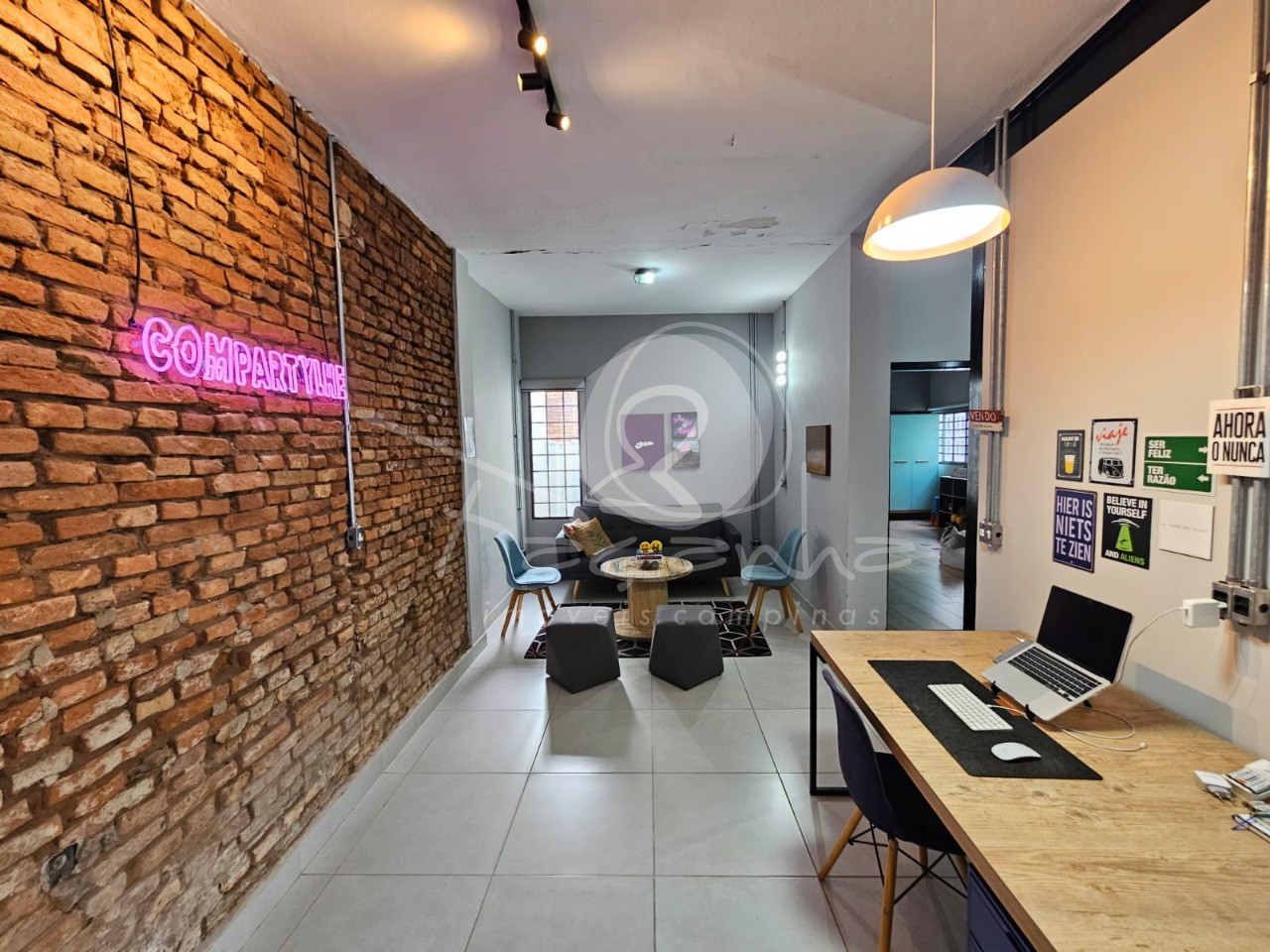 Prédio Inteiro para alugar, 150m² - Foto 1