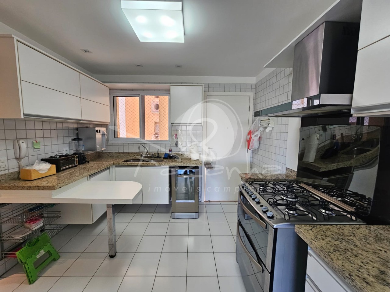 Apartamento à venda com 3 quartos, 148m² - Foto 22