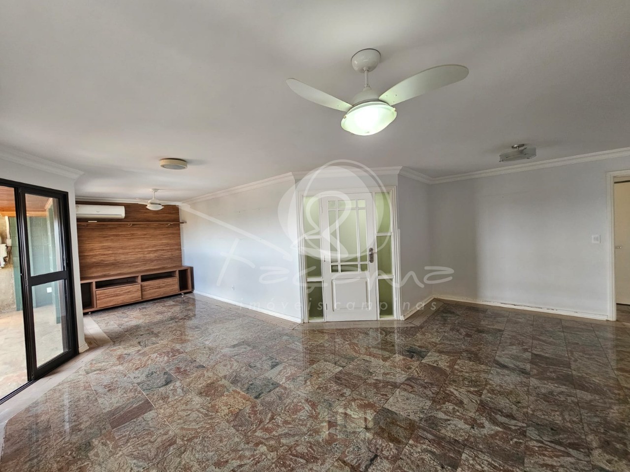 Apartamento, 3 quartos, 170 m² - Foto 1