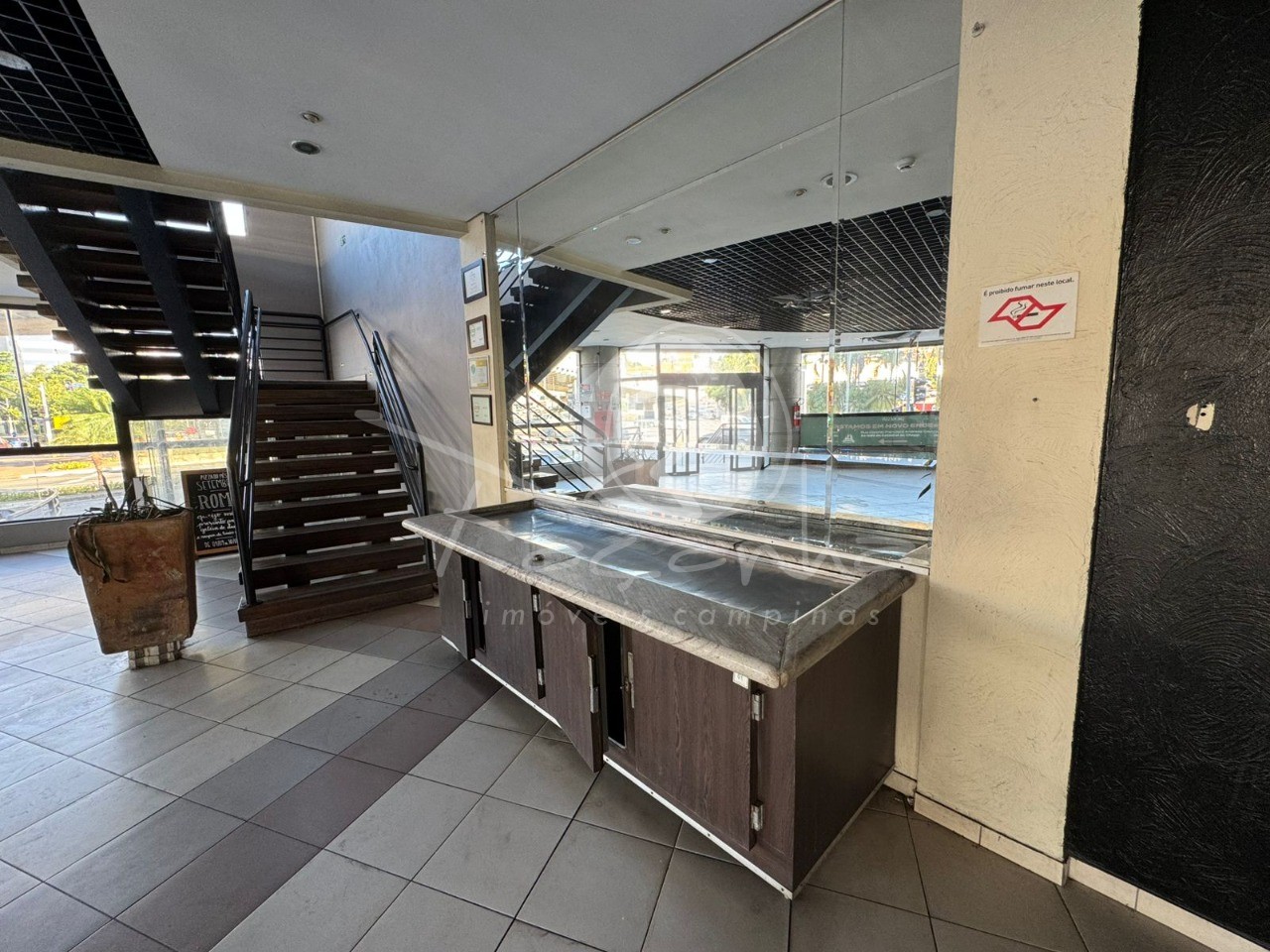 Prédio Inteiro para alugar, 600m² - Foto 16