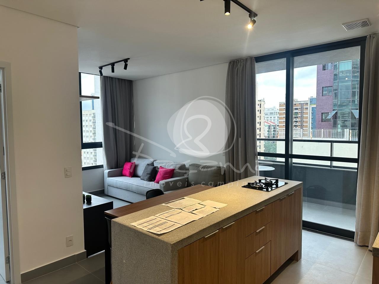 Apartamento para alugar com 1 quarto, 44m² - Foto 12