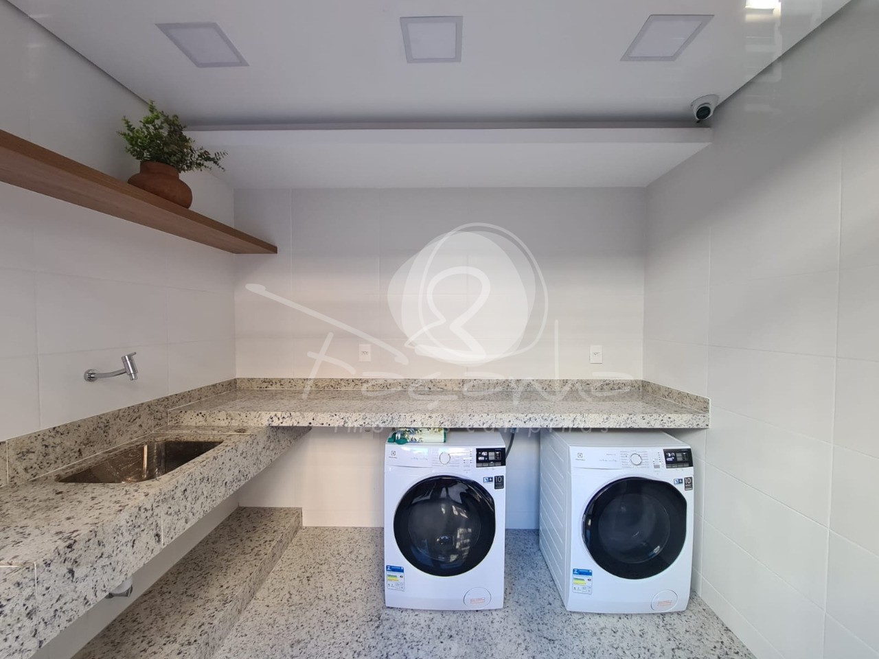 Apartamento à venda e aluguel com 1 quarto, 48m² - Foto 22