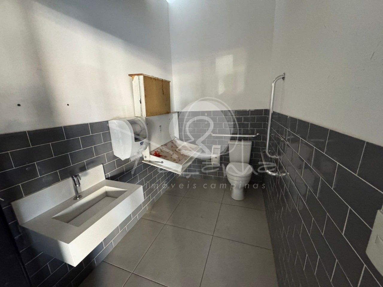 Prédio Inteiro para alugar, 600m² - Foto 9