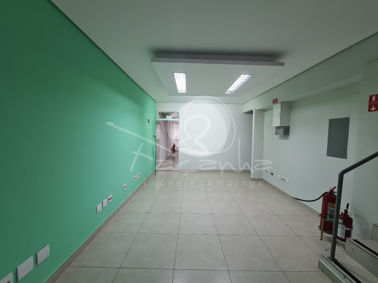 Loja-Salão para alugar, 871m² - Foto 2