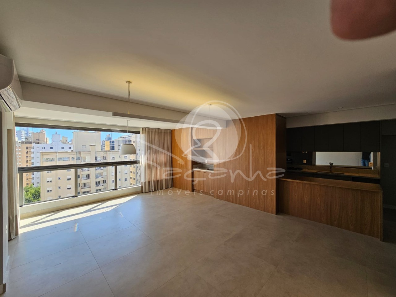 Apartamento à venda e aluguel com 3 quartos, 111m² - Foto 2