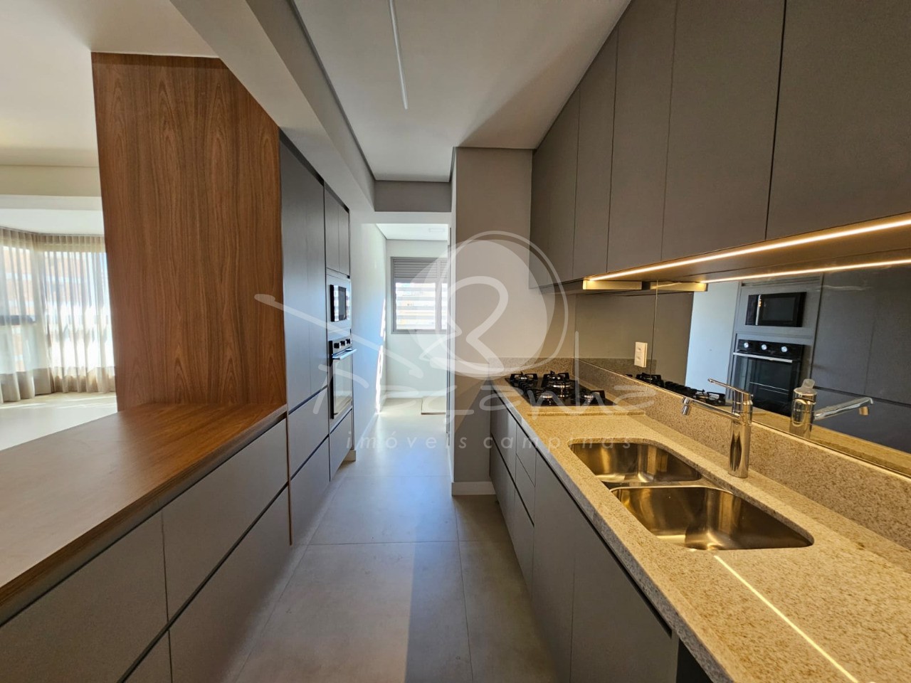 Apartamento à venda e aluguel com 3 quartos, 111m² - Foto 21
