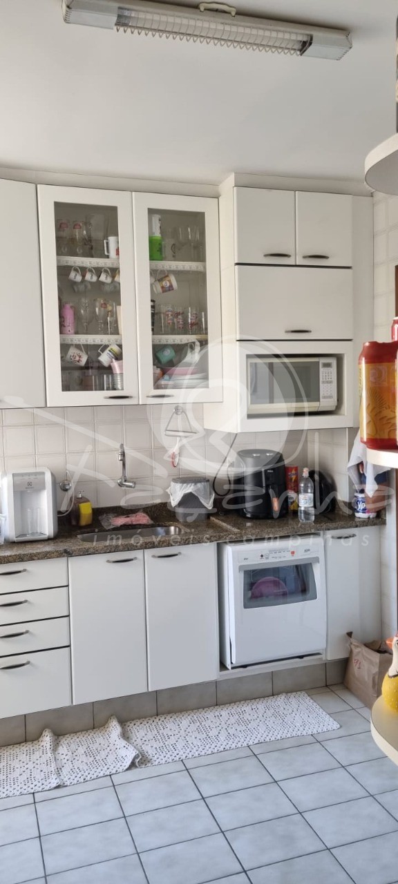 Apartamento à venda com 3 quartos, 86m² - Foto 2