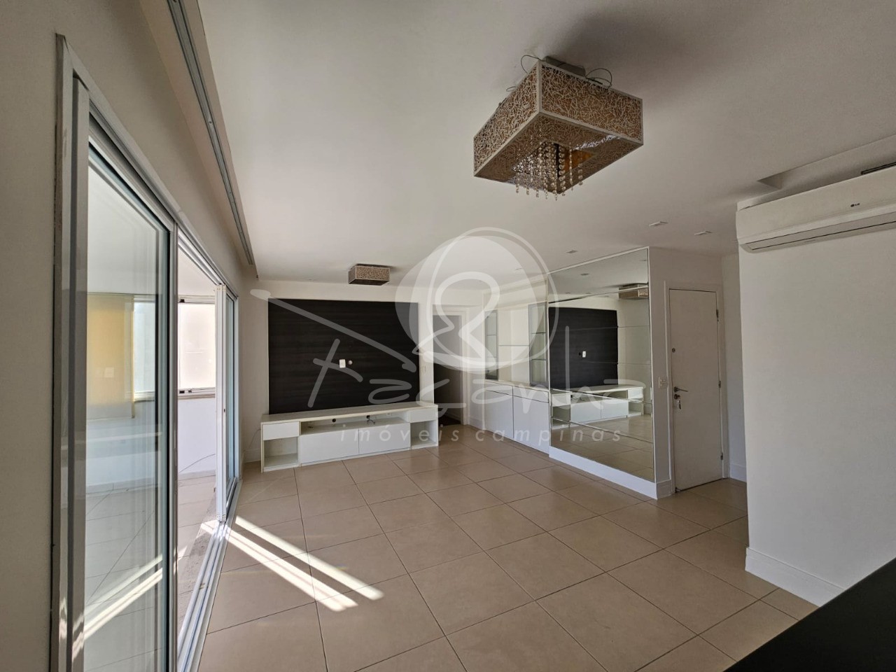 Apartamento à venda e aluguel com 3 quartos, 136m² - Foto 4