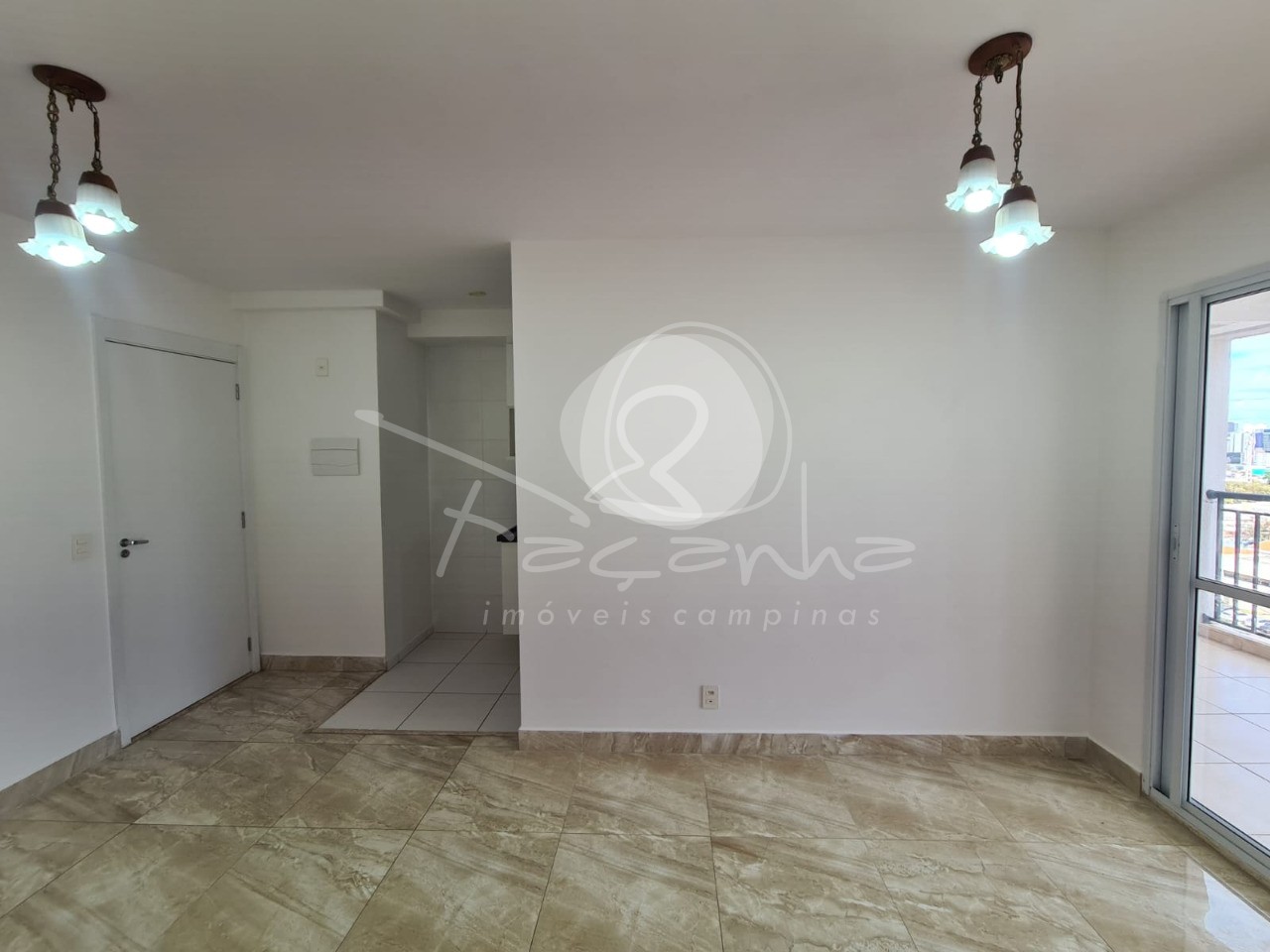 Apartamento à venda e aluguel com 2 quartos, 61m² - Foto 4
