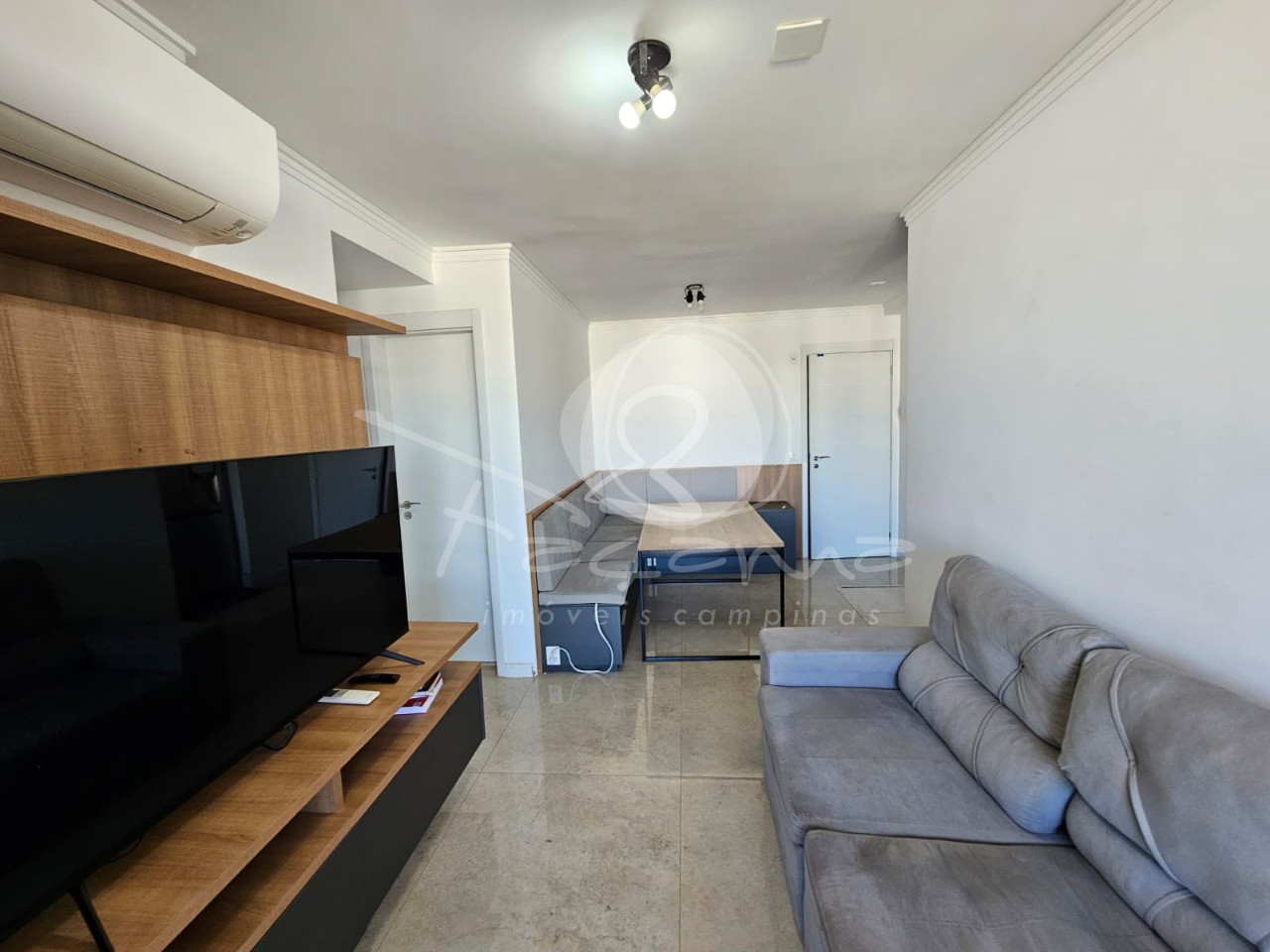 Apartamento à venda com 2 quartos, 68m² - Foto 2