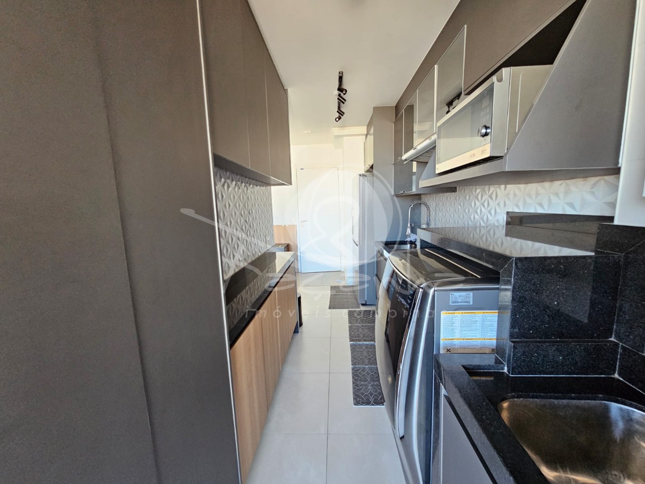 Apartamento à venda com 2 quartos, 68m² - Foto 28