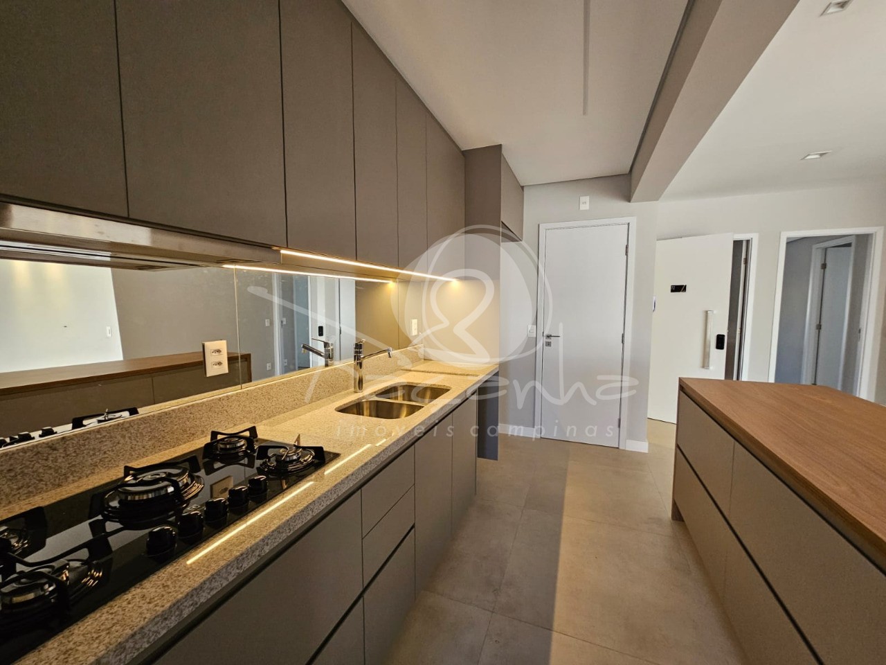 Apartamento à venda e aluguel com 3 quartos, 111m² - Foto 23