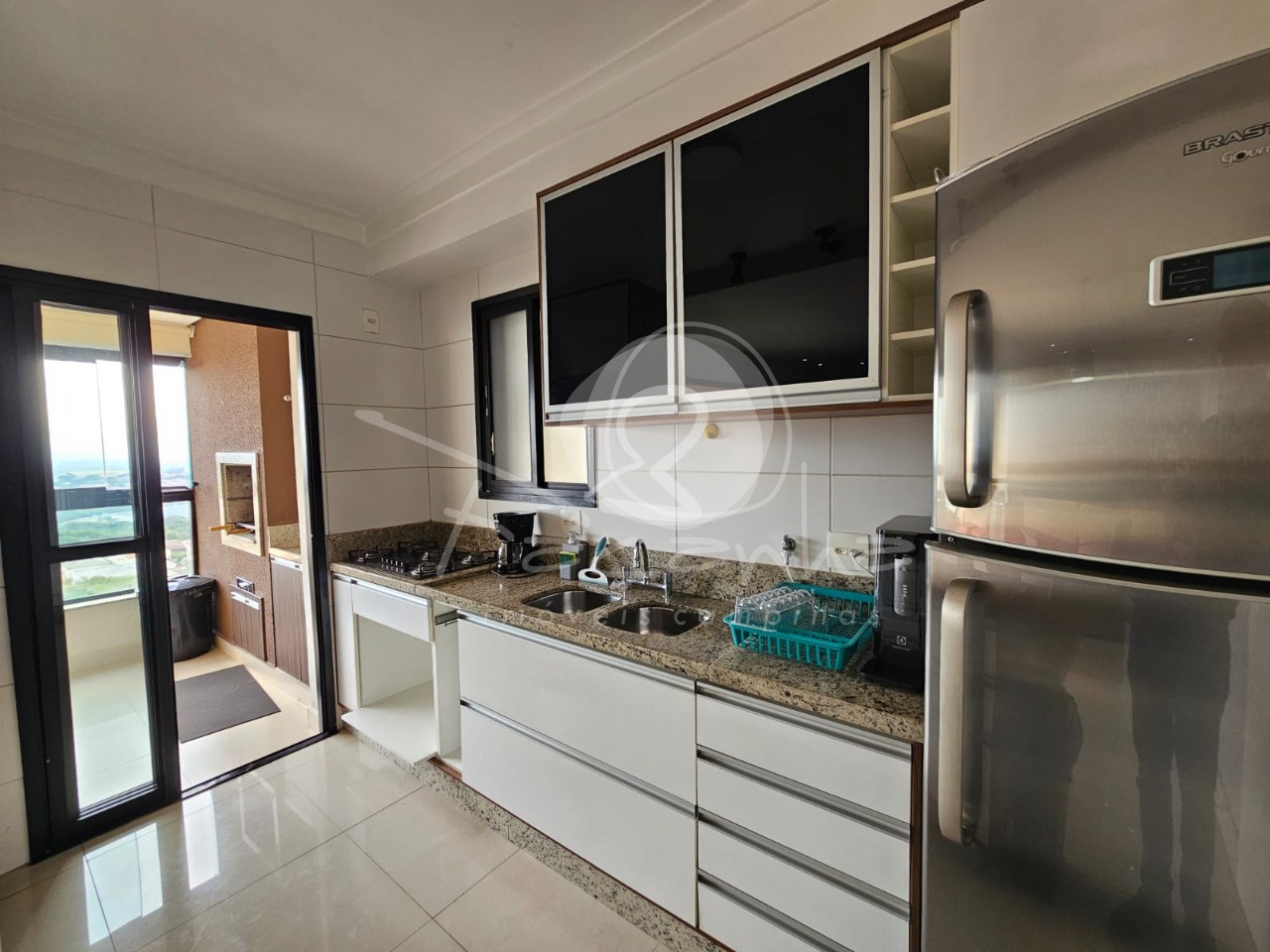 Apartamento à venda com 3 quartos, 117m² - Foto 5