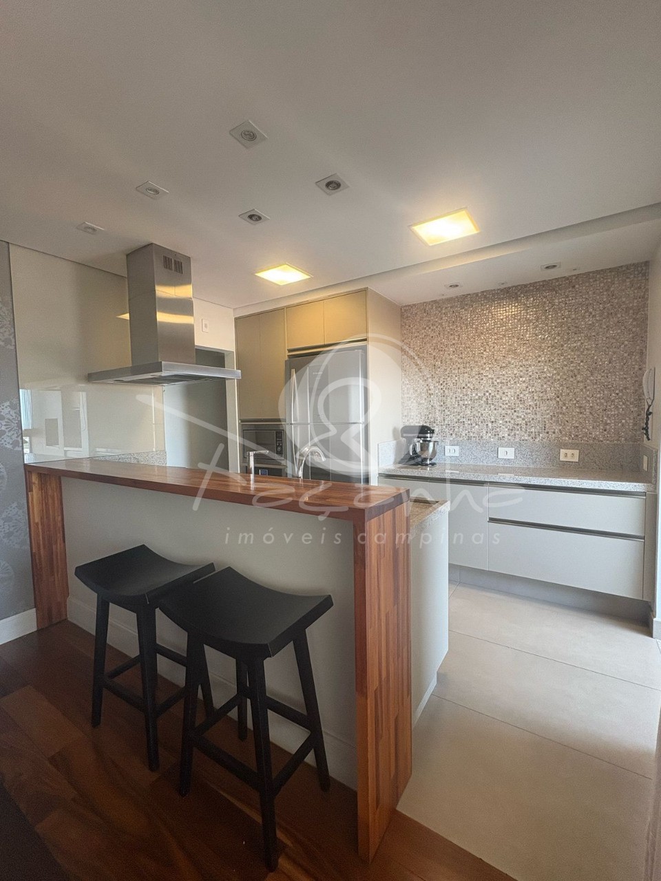 Apartamento à venda com 3 quartos, 117m² - Foto 7