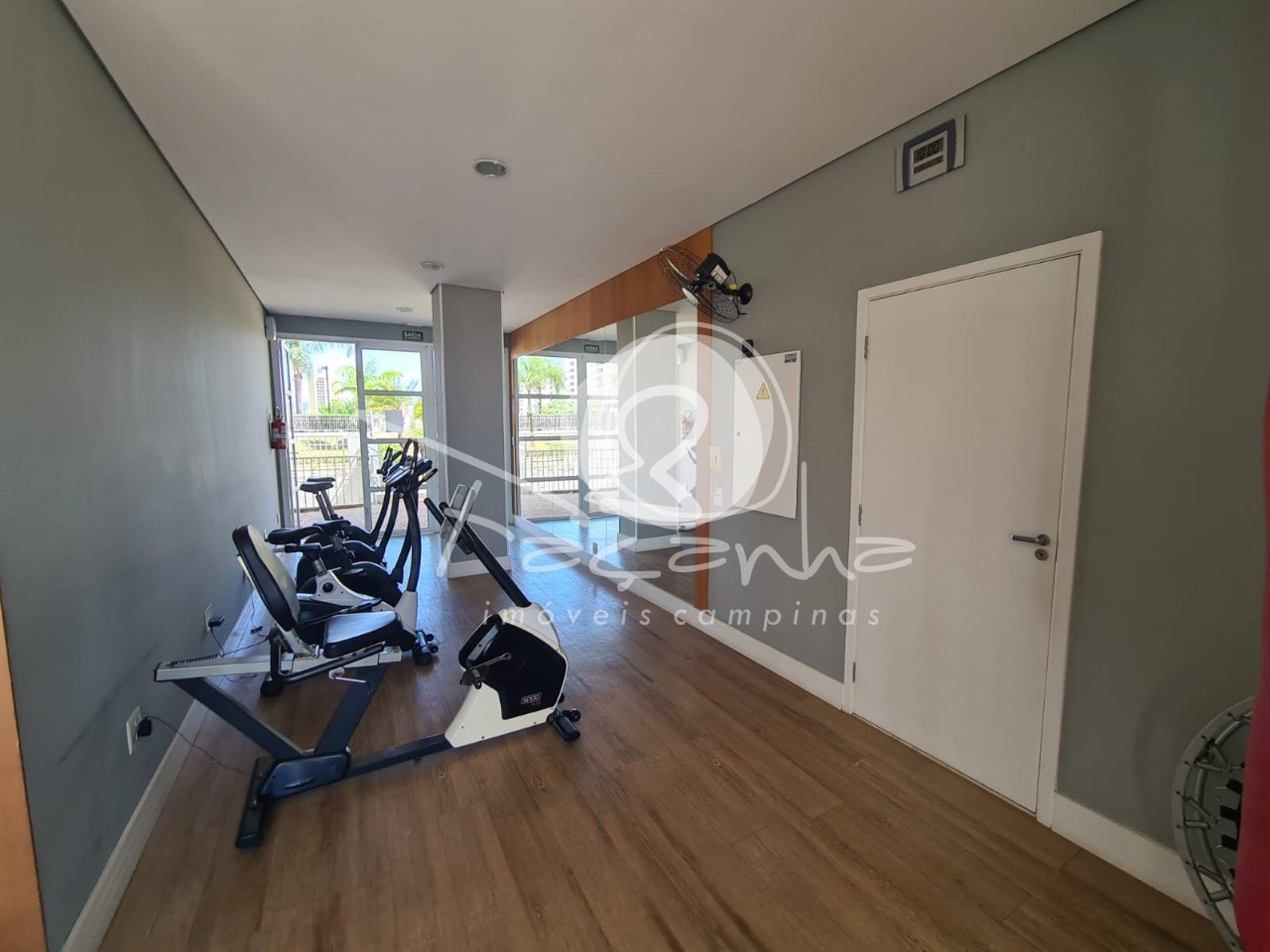Apartamento à venda com 3 quartos, 128m² - Foto 3